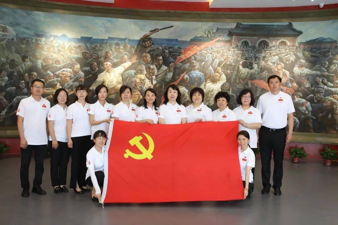 金牌保镖熊先生